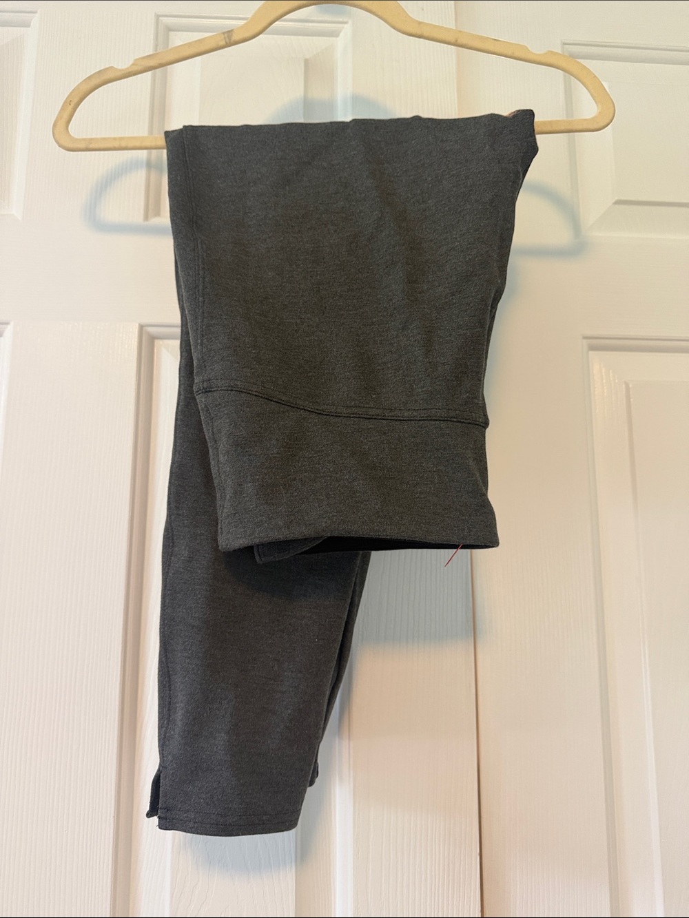 SPANX Dark Charcoal Gray Leggings